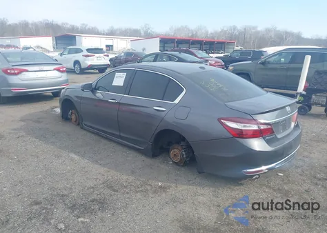2017 Honda Accord Touring V6 from USA, damaged, VIN 1HGCR3F99HA045603